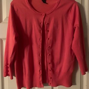 Sweater with buttons on front